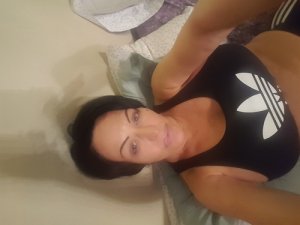 Neziha call girl in East Patchogue New York